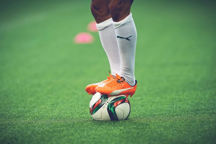 AdidasAktie WahnsinnsKursziel aber ist es auch gerechtfertigt AdidasAktie WahnsinnsKursziel aber ist es auch gerechtfertigt